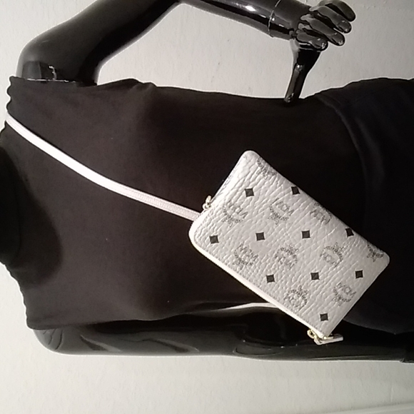 MCM Crossbody Fanny Pack - Picture 10 of 11